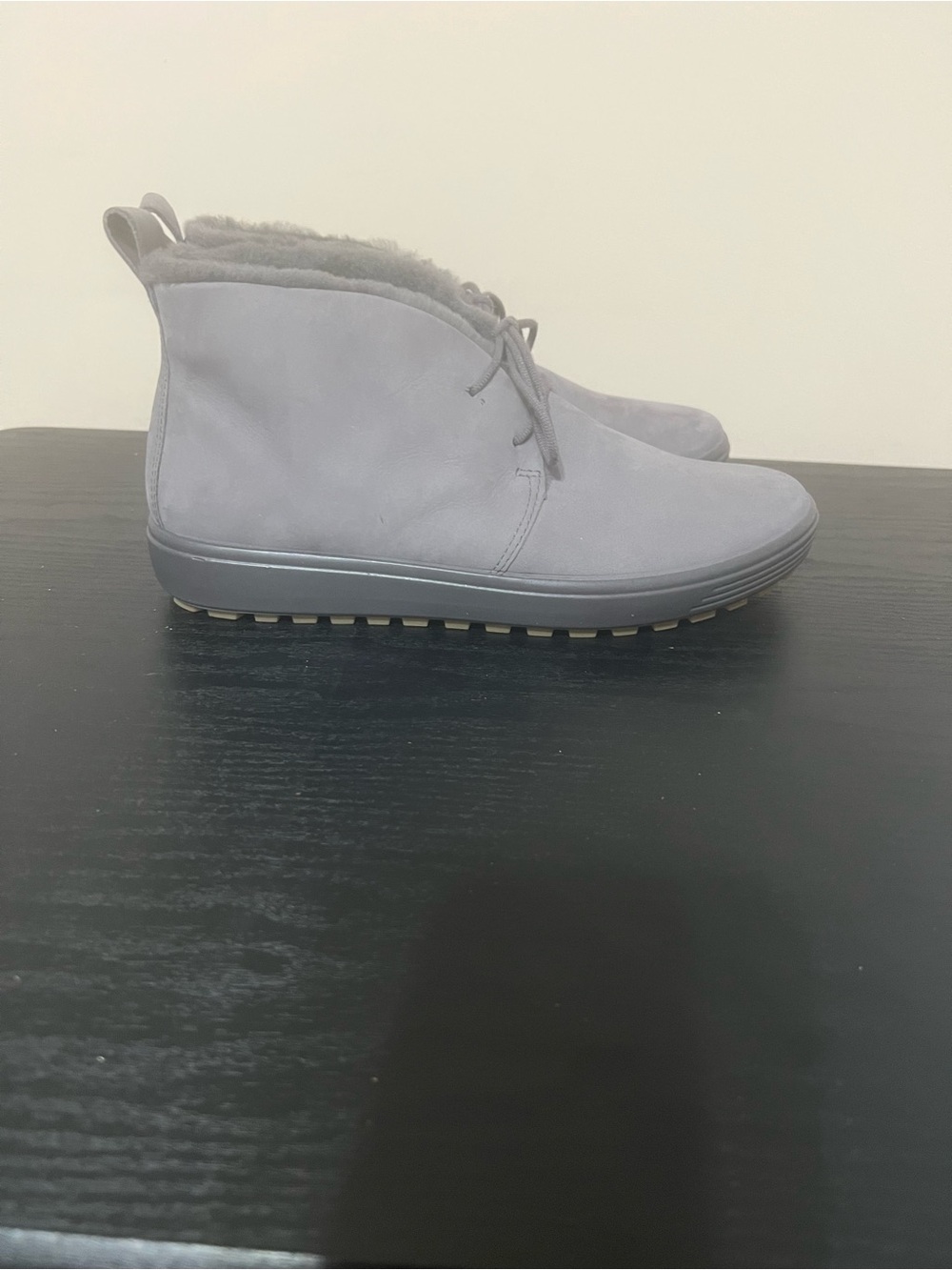 ECCO Women's Soft Tred Shearling Ankle Boot
Sz US 10-10.5, EU 41, UK 7.5